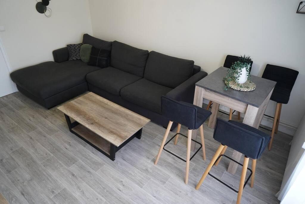 Le Paisible • Garage Privatif • Traversant • Calme Châteauroux Εξωτερικό φωτογραφία